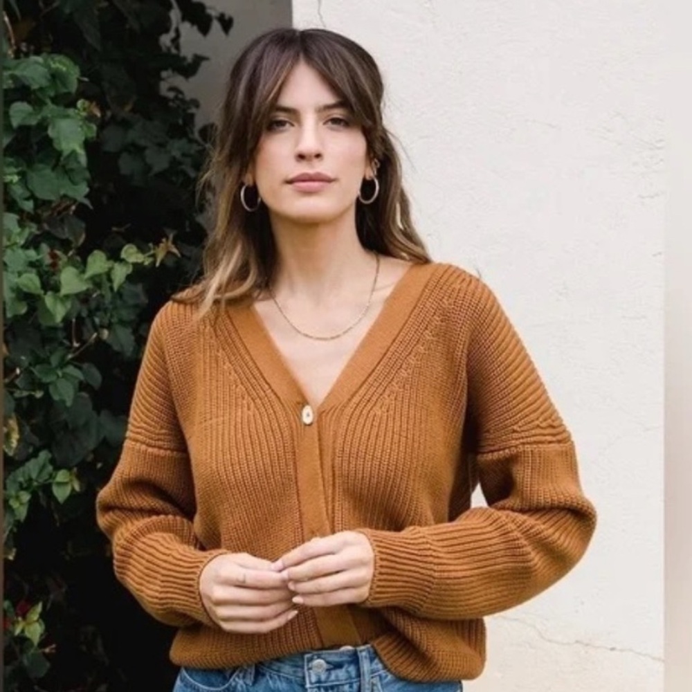 Tradlands Shelter Cardigan Sweater in Sienna